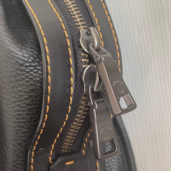 Authentic coach Rogue 36 handbag - Picture 14 of 16